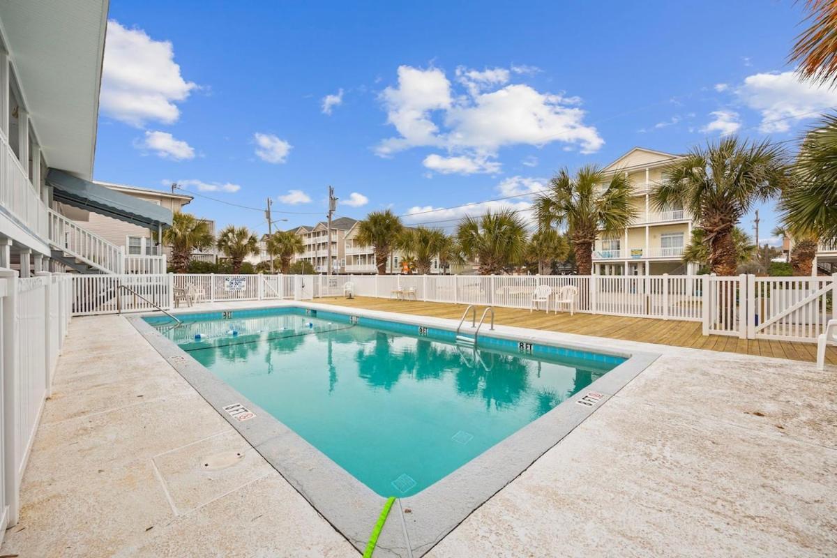 Cherry Grove Efficiency Just Steps From The Beach เมอร์เทิลบีช ภายนอก รูปภาพ